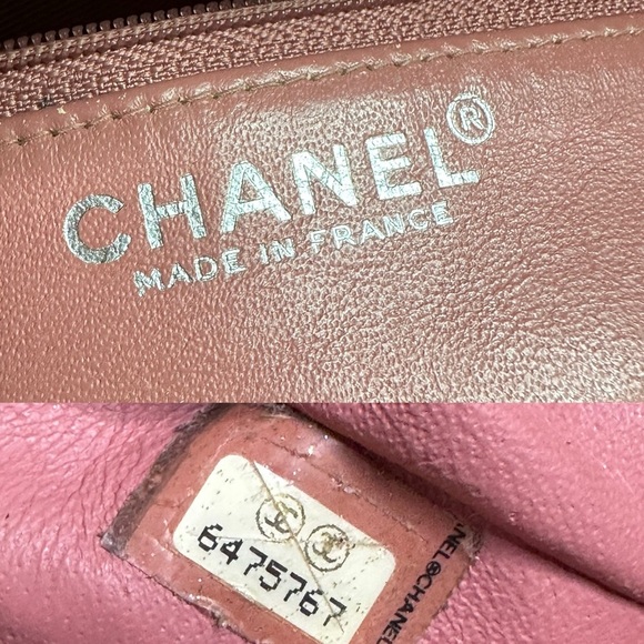 💯Authentic Chanel Medallion PM Size🍀 - Picture 8 of 17